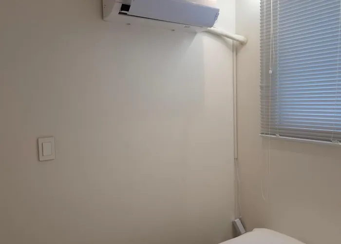 In Seoul, 3 Min To Station, New Apt, 3 Air Conditioners, Elevator, Rooftop, Quiet & Cozy *
