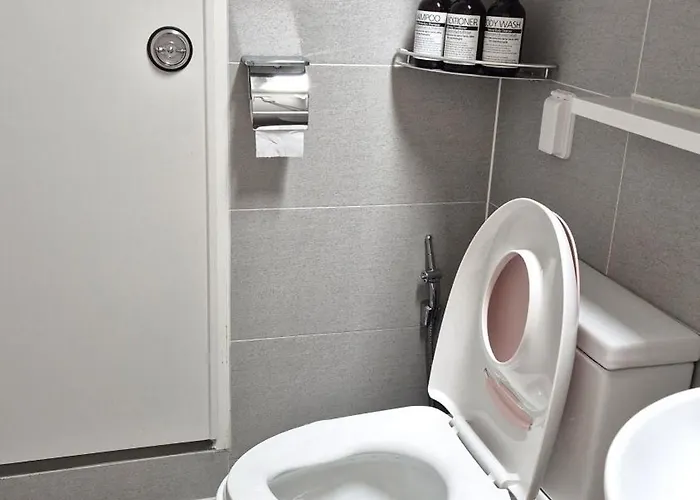 Villa In Seoul, 3 Min To Station, New Apt, 3 Air Conditioners, Elevator, Rooftop, Quiet & Cozy *
