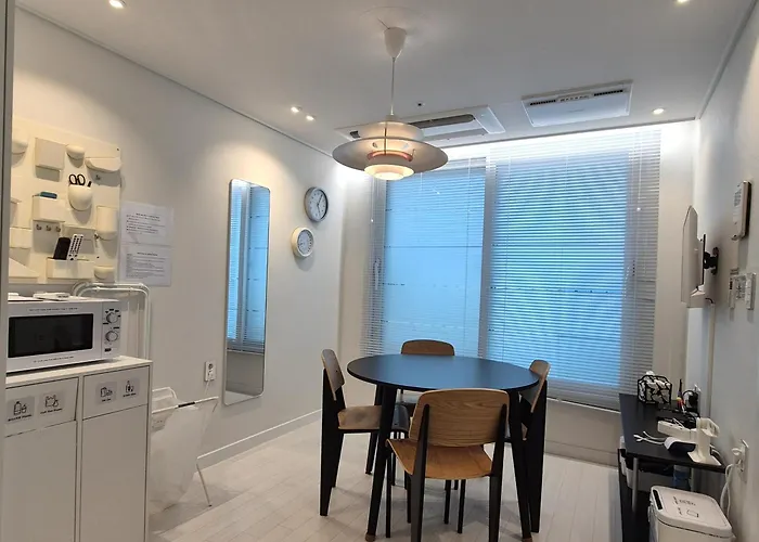 Pousada In Seoul, 3 Min To Station, New Apt, 3 Air Conditioners, Elevator, Rooftop, Quiet & Cozy *